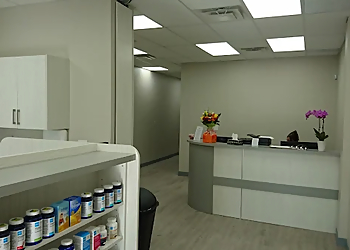 Hamilton Medical Centre and Walk-In Clinic - Hamilton, ON Walk-In Medical Clinics - Clinic Interior Image