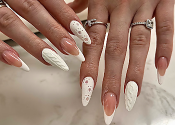Hamilton Nail Bar_Pedi N Nail - Hamilton, ON Salons De Manucure - Acrylic Nails