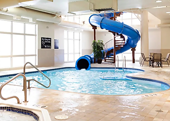 Hampton Inn & Suites by Hilton Lethbridge - Lethbridge, AB Hotels - pool image