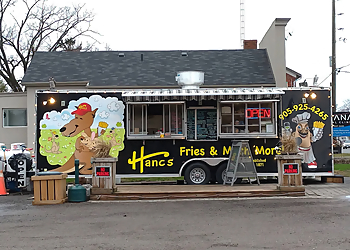 Ajax
Camions De Nourriture
Hancs Fries image 1