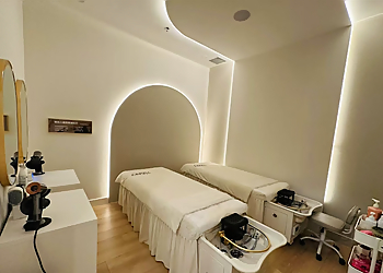 Richmond Hill spa Happy Wellness Head Spa