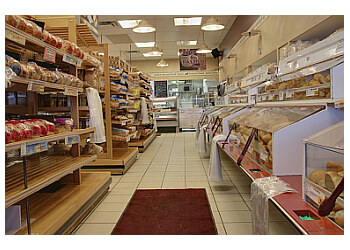 Winnipeg bagel shop Harvest Bakery & Deli