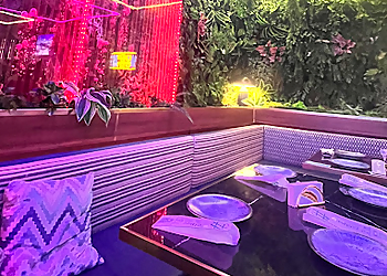 Oakville night club Hashtag Modern Kitchen & Lounge