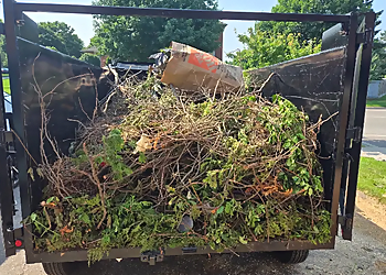 Haul Away Junk Removal Services - Ajax, ON Collecte des ordures - Job Site Image