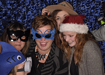 Kawartha Lakes
Entreprises De Photomaton
Hawkins Photo Booth image 1