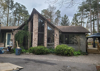 Orangeville window company Headwaters Windows and Doors Inc.