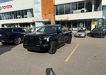 Calgary car dealership Heninger Toyota