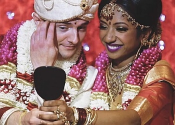 Mississauga videographer HenjoFilms