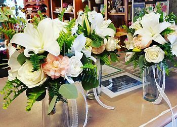 Kawartha Lakes florist Hill's Florist & Greenhouses