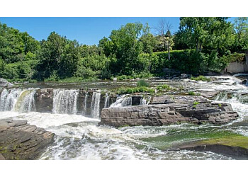 Ottawa Parcs Publics Hog's Back Park