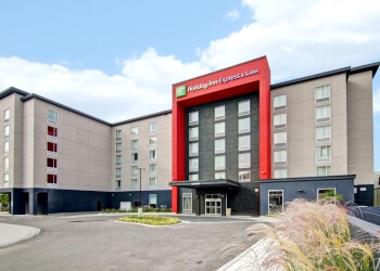 Oshawa hotel Holiday Inn Express & Suites