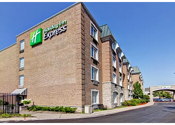 Whitby hotel Holiday Inn Express Whitby Oshawa image 1