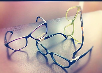 Holland Accu Optical - Chatham, ON Opticians