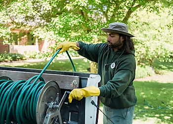 Guelph lawn care service Hometurf Lawn Care