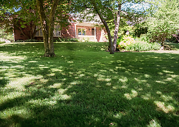 Guelph Service D'Entretien De Pelouse Hometurf Lawn Care