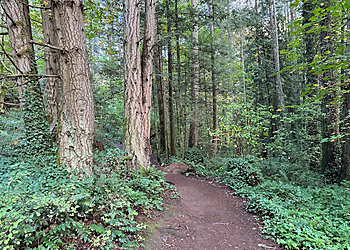 Saanich hiking trail Horth Hill Regional Park