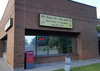 Pickering thai restaurant Hot Mama Noi's Thai On The Fly