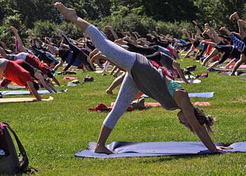 Quebec Cours de yoga  Hot Yoga Prana