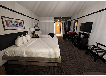 Saguenay hotel Hôtel Le Montagnais Saguenay