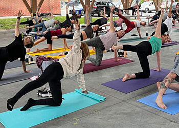 Granby yoga studio Idolem Hot Yoga Chaud Granby