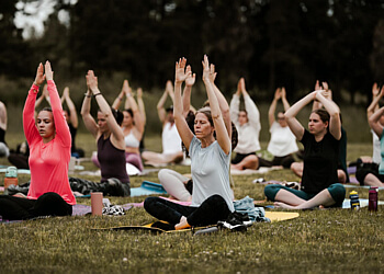 Drummondville yoga studio Idolem Hot Yoga Chaud Drummondville