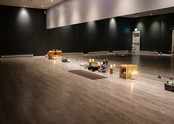 Saint Jerome yoga studio Idolem Hot Yoga Chaud Saint-Jérôme