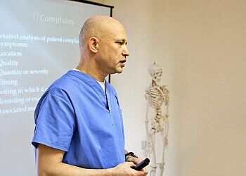 Mississauga Ostéopathes Igor Norets, DOMP, RAc, PhD. - CLARKSON MEDICAL ARTS CENTRE