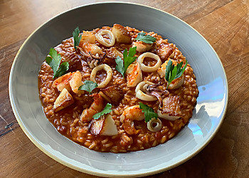 Markham italian restaurant Il Postino Restaurant Unionville