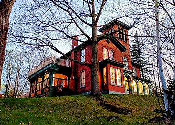 Ile De Garde B&B - Sherbrooke, QC Lit Et Petit Déjeuné - Building Exterior Image