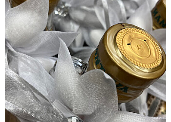 Vaughan gift shop Importer's Gifts