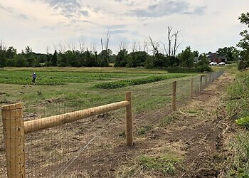 Stratford fencing contractor In-Line Fence