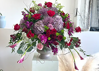 In Your Vase Flowers In Your Vase Flowers - Prince George, BC Florists - Sample Image