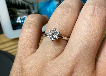 Edmonton jewelry Independent Jewellers