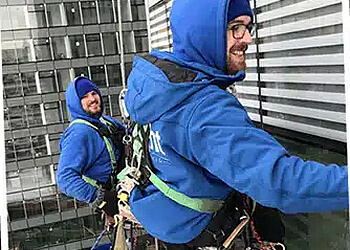 Winnipeg Nettoyeurs De Gouttières Insight Service Solutions