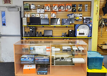 Levis Prêteurs sur Gages Instant Comptant Levis