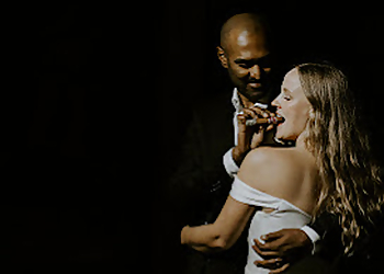 Coquitlam wedding photographer Isle + Oak Photography