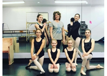 3 Best Dance Schools in Red Deer, AB - Expert Recommendations