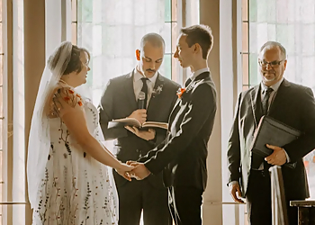 J Fowler Weddings - Waterloo, ON Célébrants De Mariage - Service Highlights