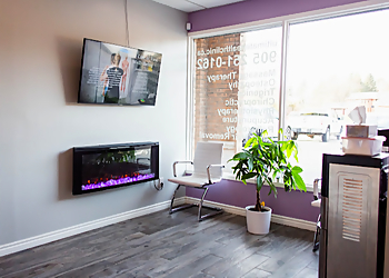 JIN MO - Ultimate Health Clinic - Newmarket, ON Acupuncture - Clinic Interior Image