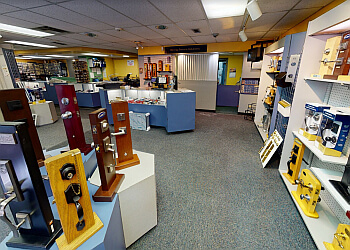 Montreal locksmith J Piche & Fils Inc.