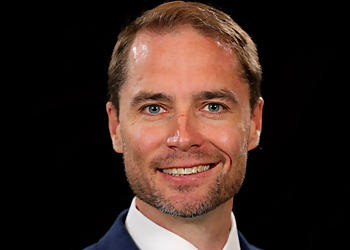 James W. Hinton - OWN INNOVATION James W. Hinton - Kitchener, ON Avocats En Propriété Intellectuelle - Attorney Image