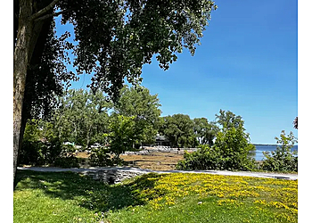 Belleville hiking trail Jane Forrester Park