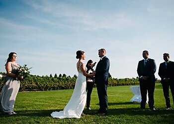 Windsor wedding officiant Janna Tetler