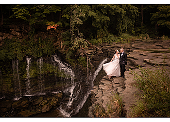 Caledon wedding photographer Jenifer Boyce Photography