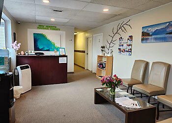 Burnaby manual osteopath Jenna Howe, BA Psych., DOMP - JENNA HOWE AND ASSOCIATES