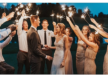 Burlington wedding photographer Jessica Douglas Photography