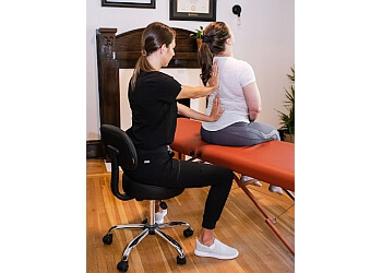 Kitchener Ostéopathes Jillian Bechtold, M.OMSc, BSc - JB OSTEOPATHY LTD.