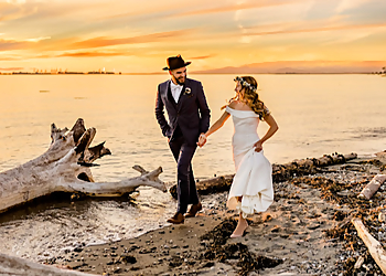 Langley wedding photographer Jillian Nielsen Photography