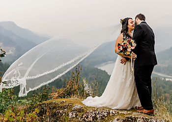 Langley wedding photographer Jillian Nielsen Photography