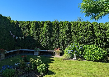 Nanaimo lawn care service Jim’s Mowing BC.